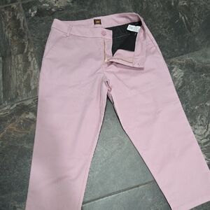 Lee Pastel Pink Straight Leg CAPRI Wrinkle Free